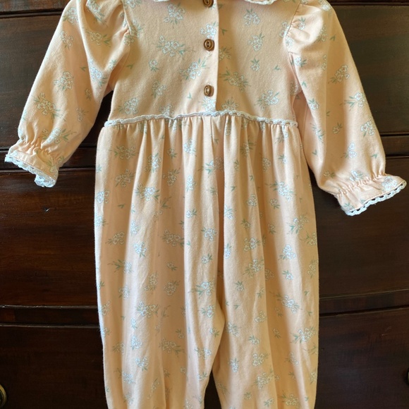 Shrimp & Grits Kids Peach Romper Long Bubble 9M - Picture 3 of 3